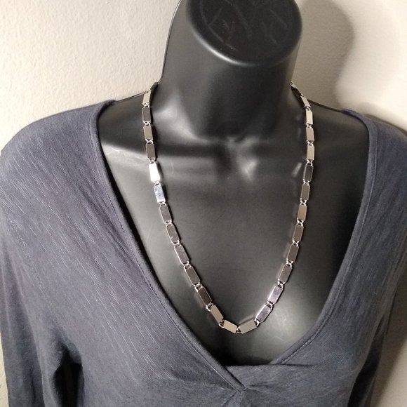 Vintage Trifari Rectangular Metal Link Necklace 24 Inches - Picture 1 of 12